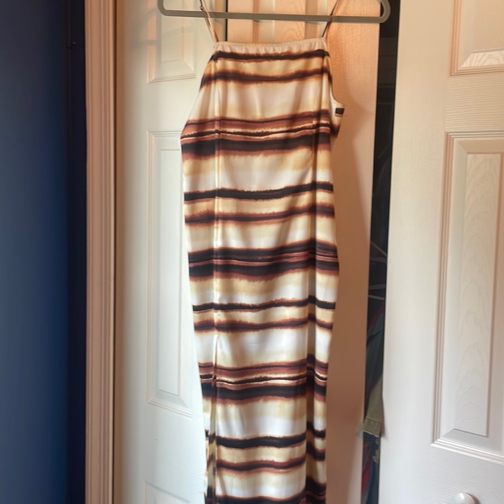 Barlll Maxi Dress NWOT XS